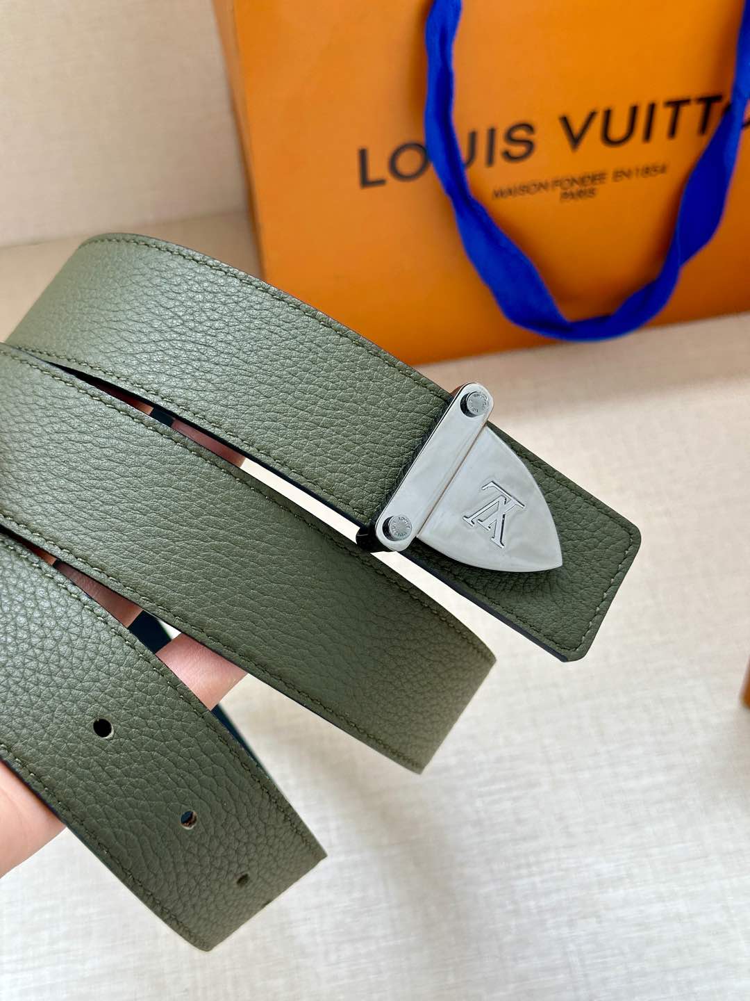 Louis Vuitton Basic Belt M-l