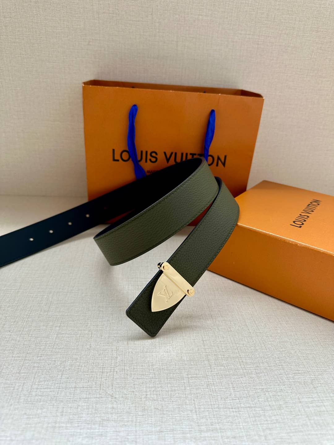 Louis Vuitton Basic Belt M-l