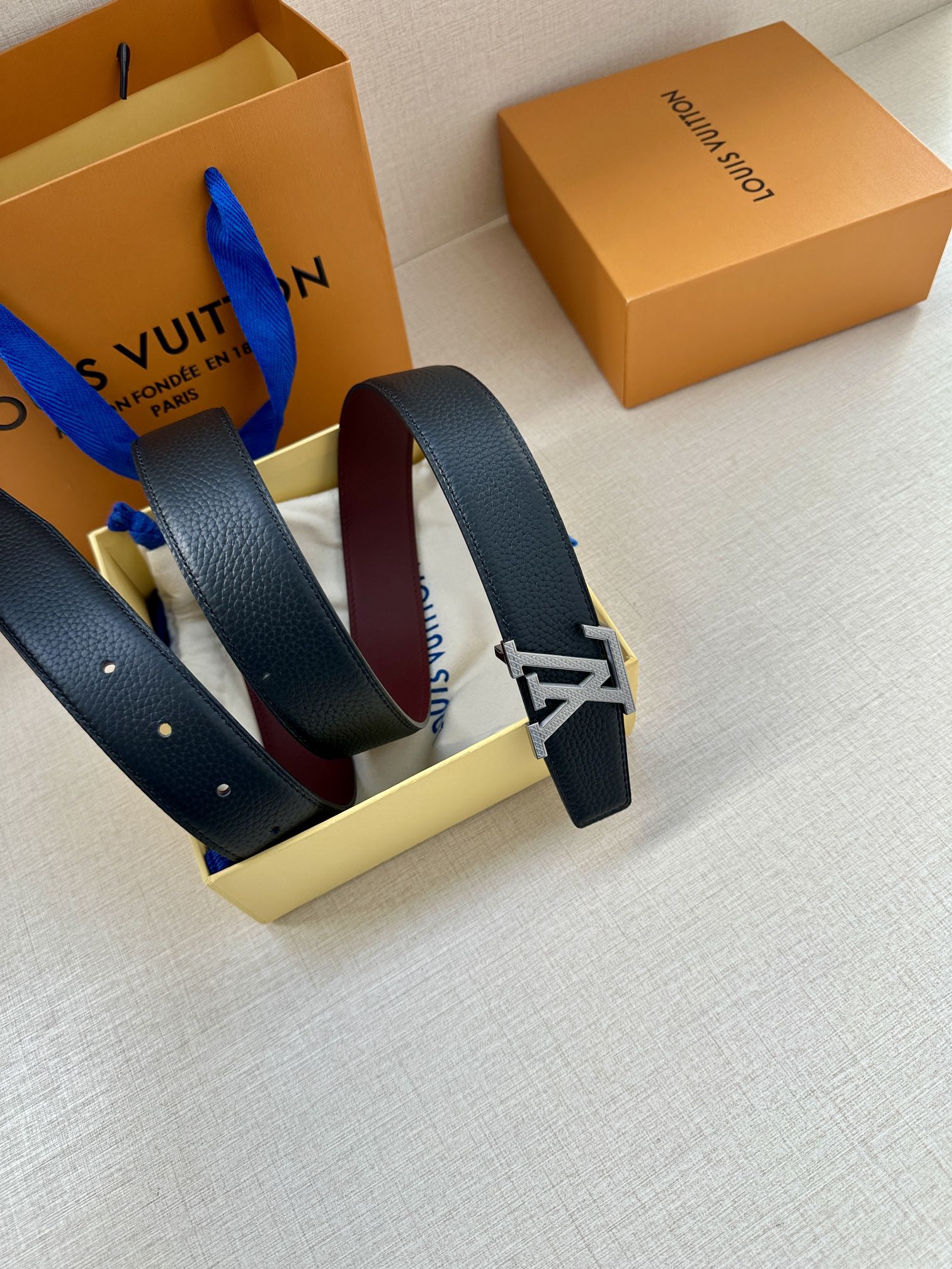 Louis Vuitton Basic Belt L