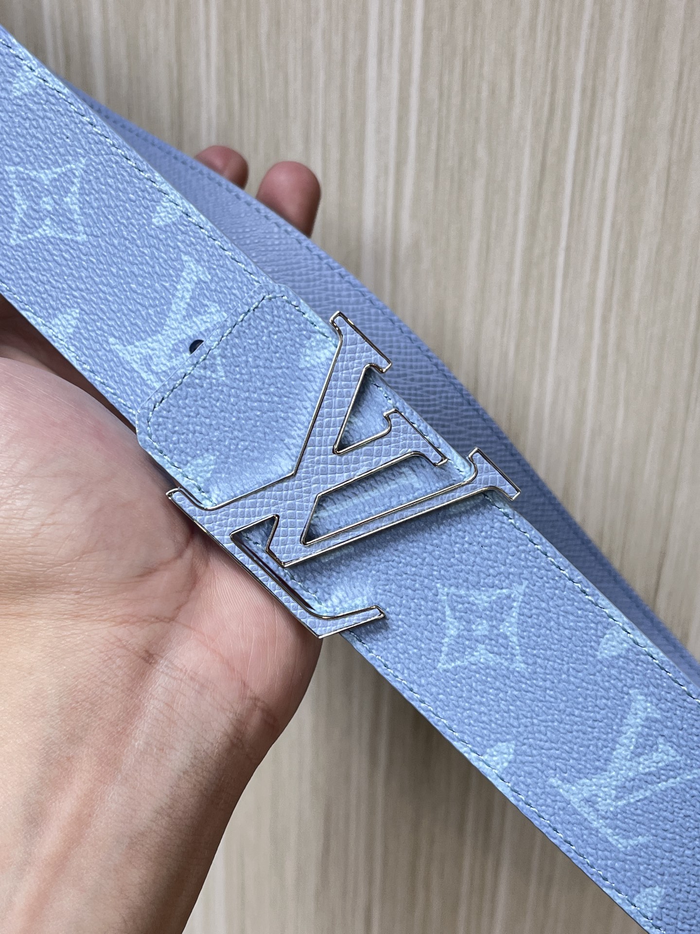 Louis Vuitton Leather Belt Silver 40mm-s-m