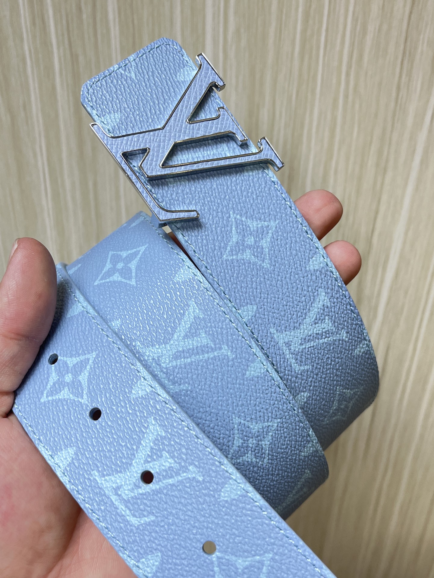 Louis Vuitton Leather Belt Silver 40mm-s-m