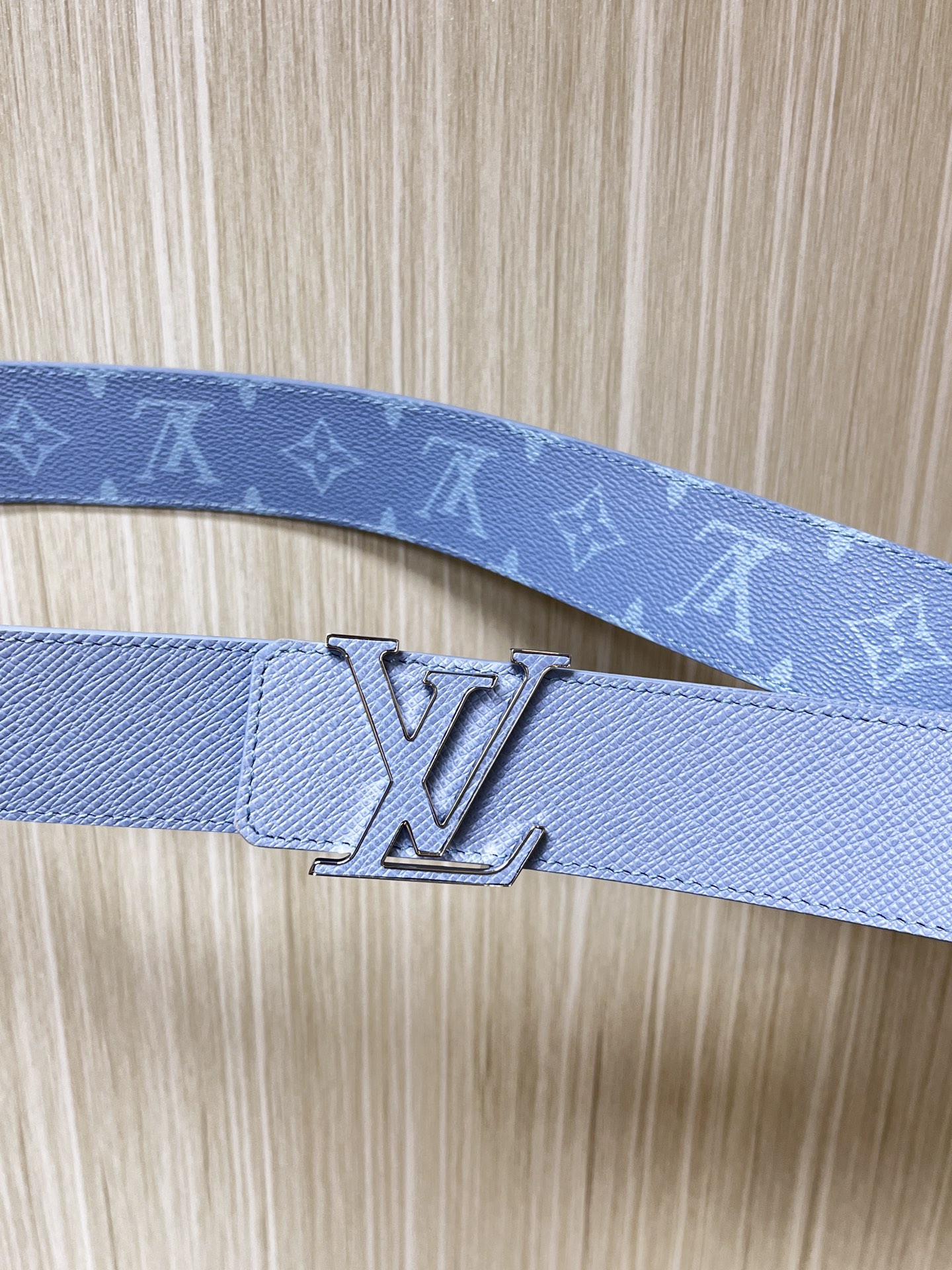 Louis Vuitton Leather Belt Silver 40mm-s-m