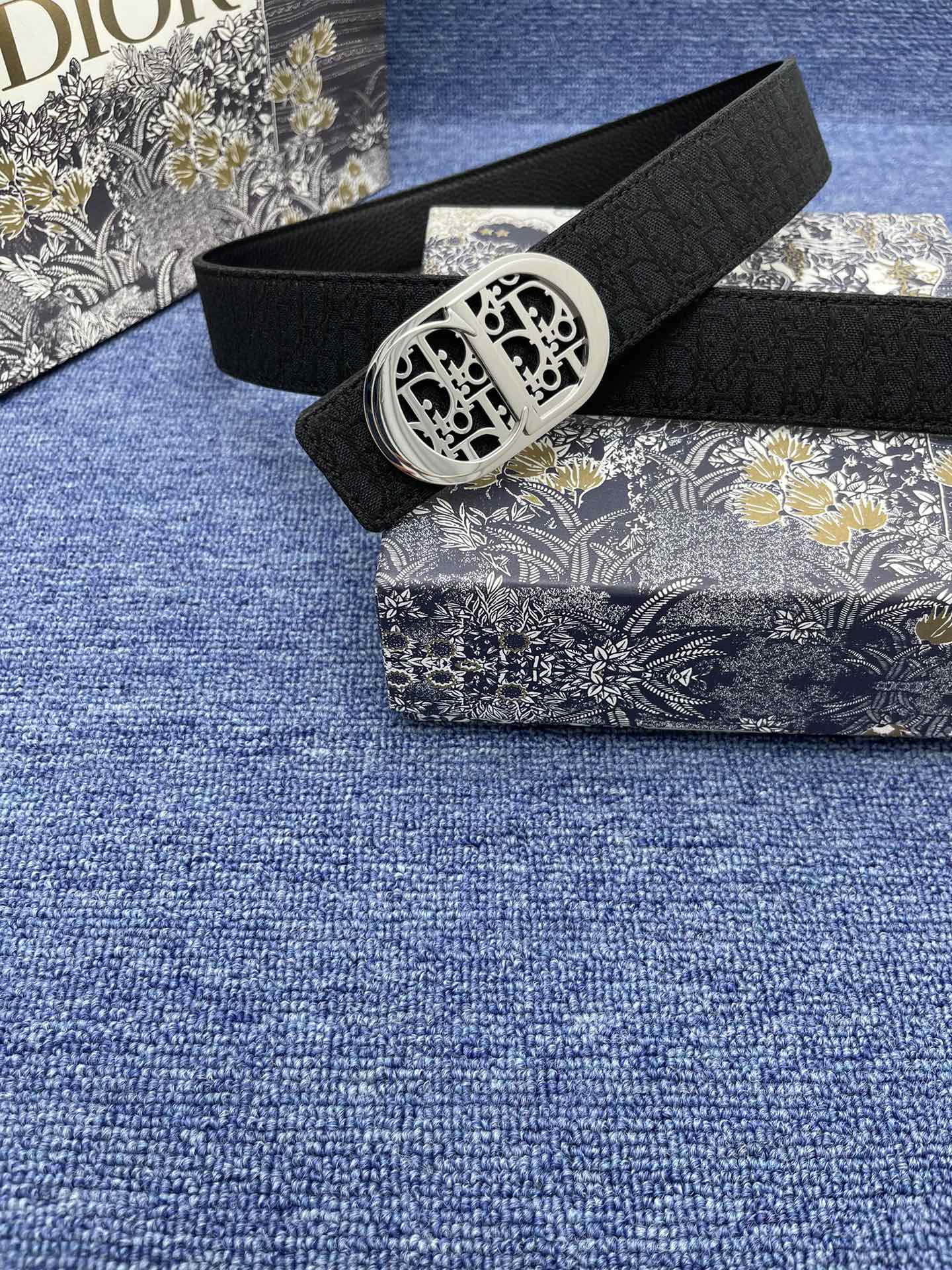 Dior Male Basic Belt Cow Leather Gold S-m