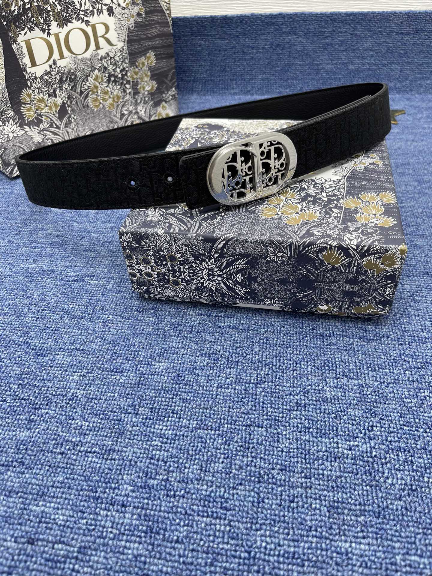 Dior Male Basic Belt Cow Leather Gold S-m