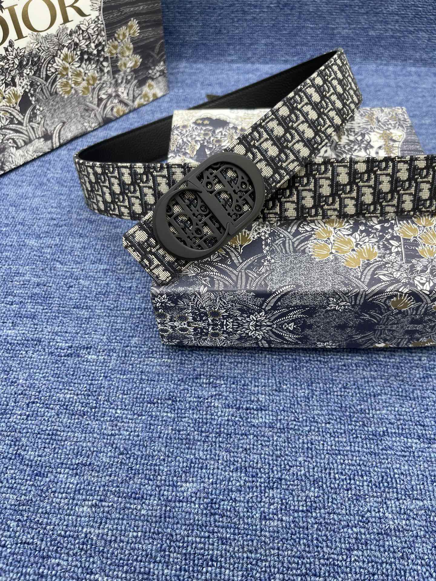 Dior Male Basic Belt Cow Leather Gold S-m