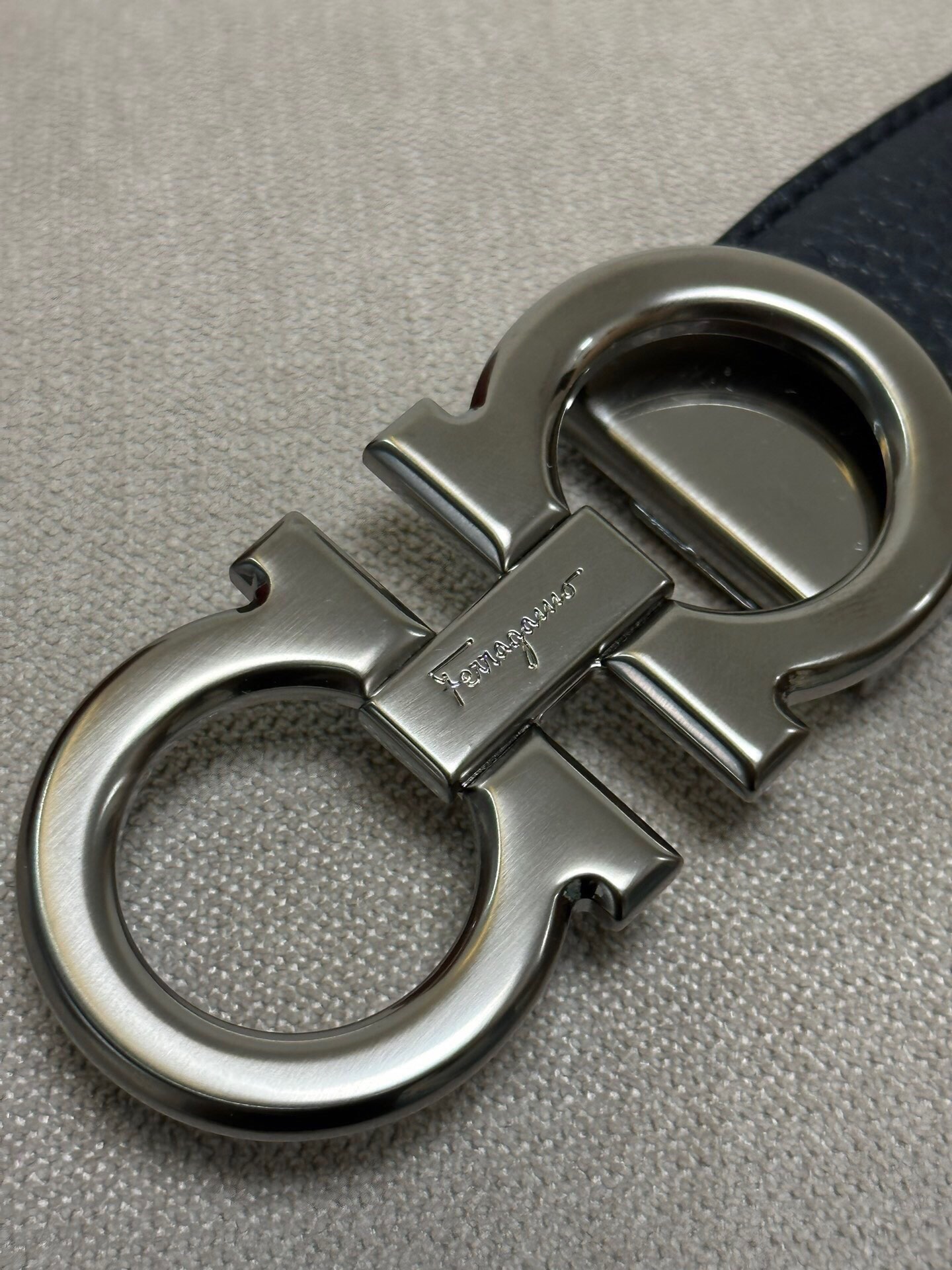 Salvatore Ferragamo Leather Belt Black