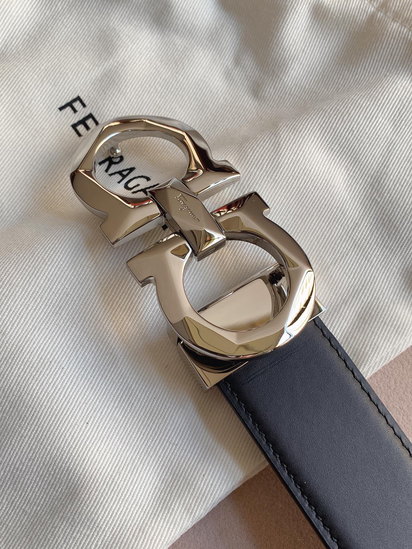 Salvatore Ferragamo Male Leather Belt
