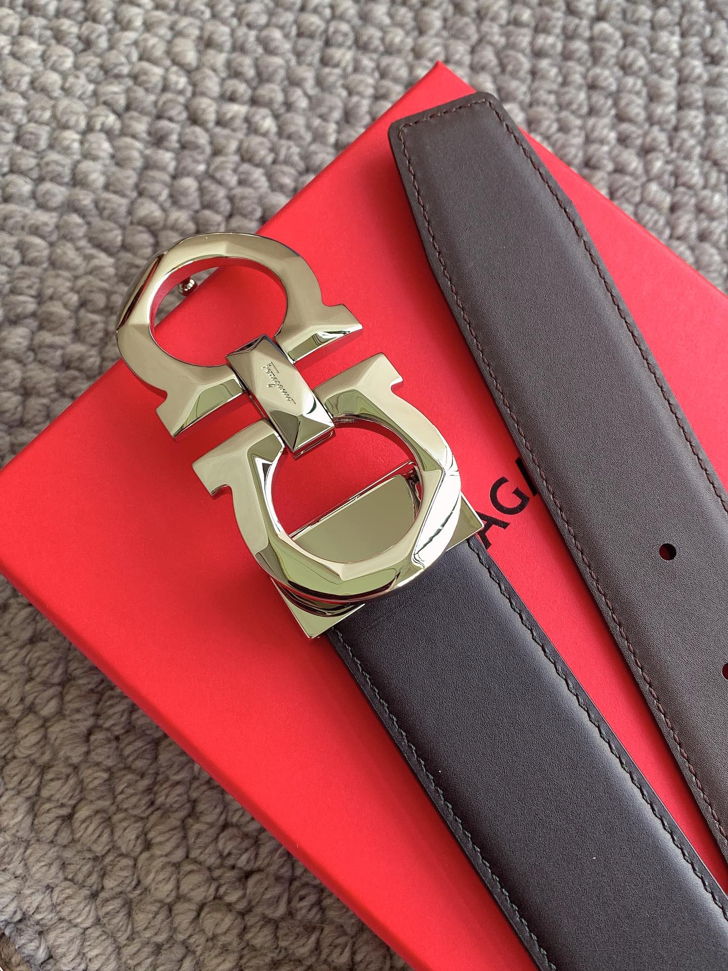Salvatore Ferragamo Male Leather Belt