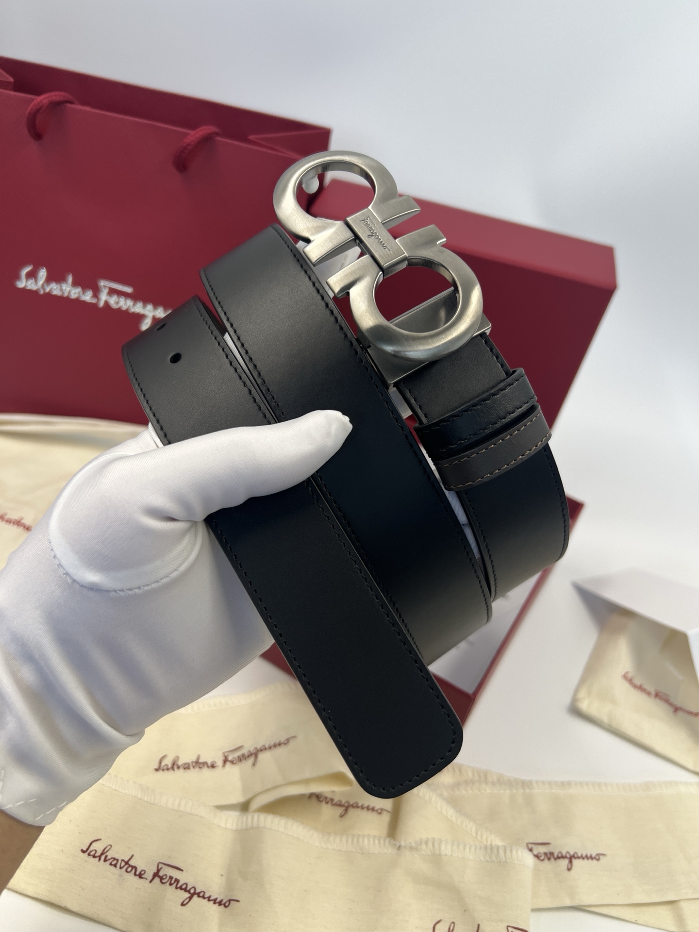 Salvatore Ferragamo Leather Belt Cow Leather 35cm