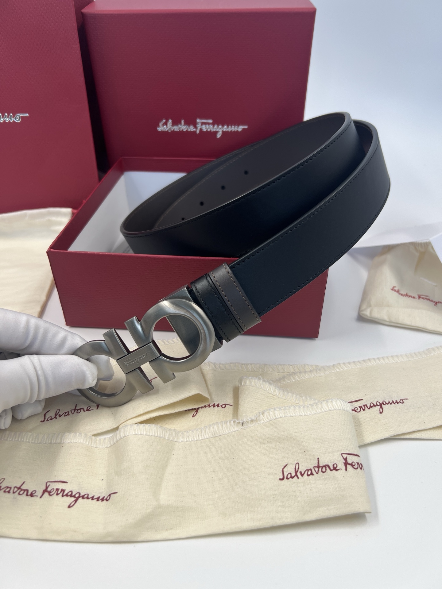 Salvatore Ferragamo Leather Belt Cow Leather 35cm