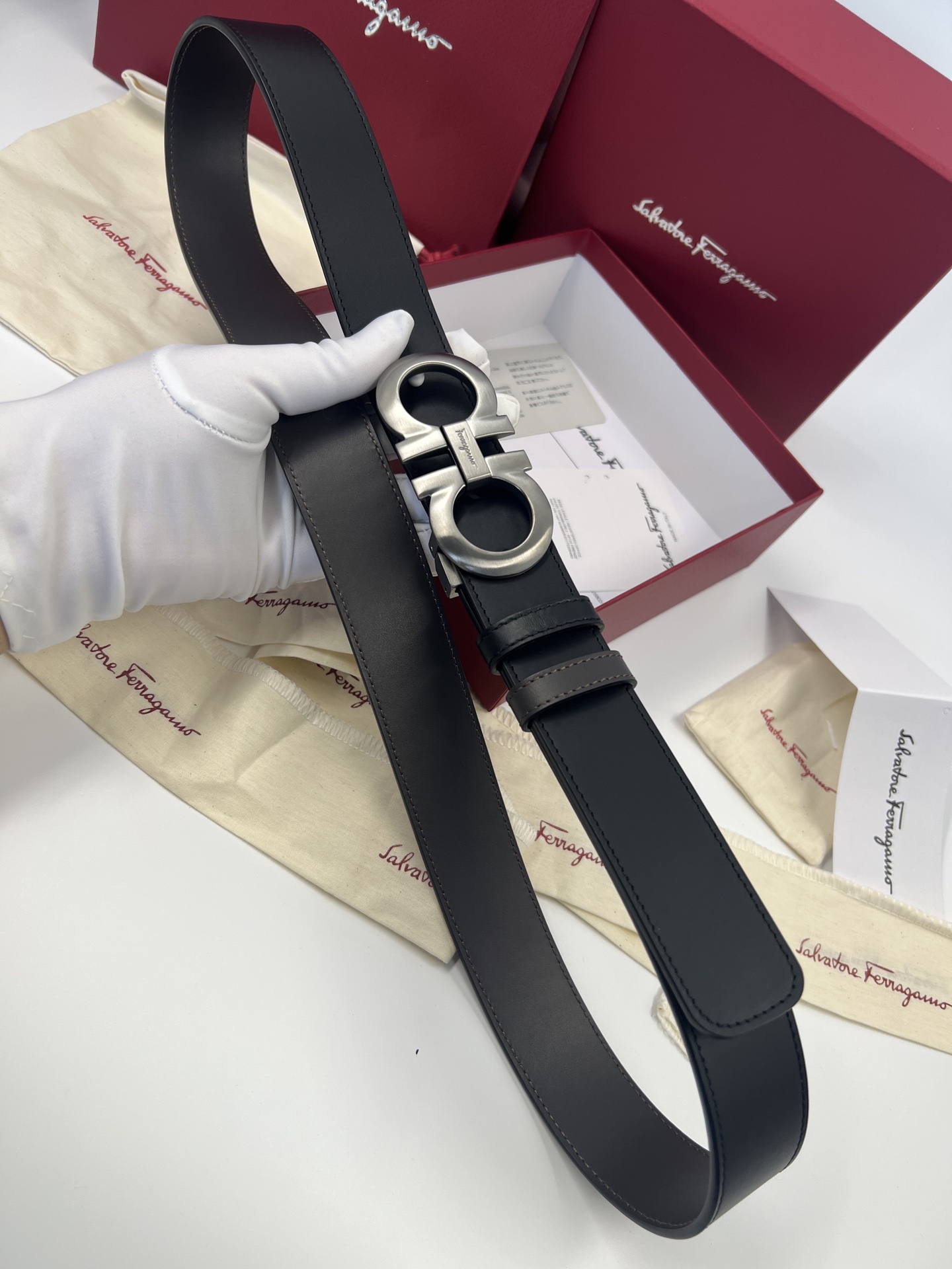 Salvatore Ferragamo Leather Belt Cow Leather 35cm