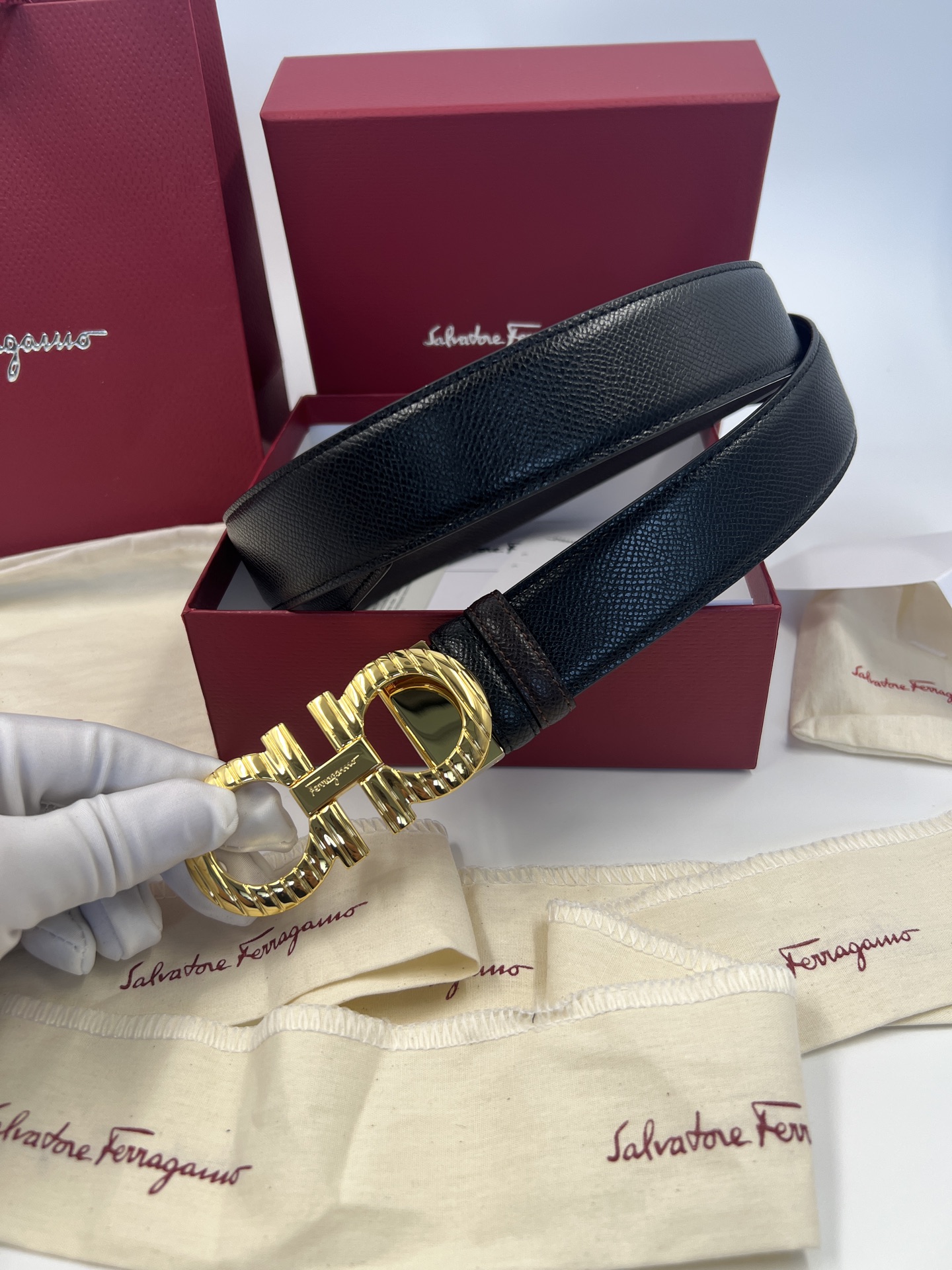 Salvatore Ferragamo Leather Belt Cow Leather 35cm