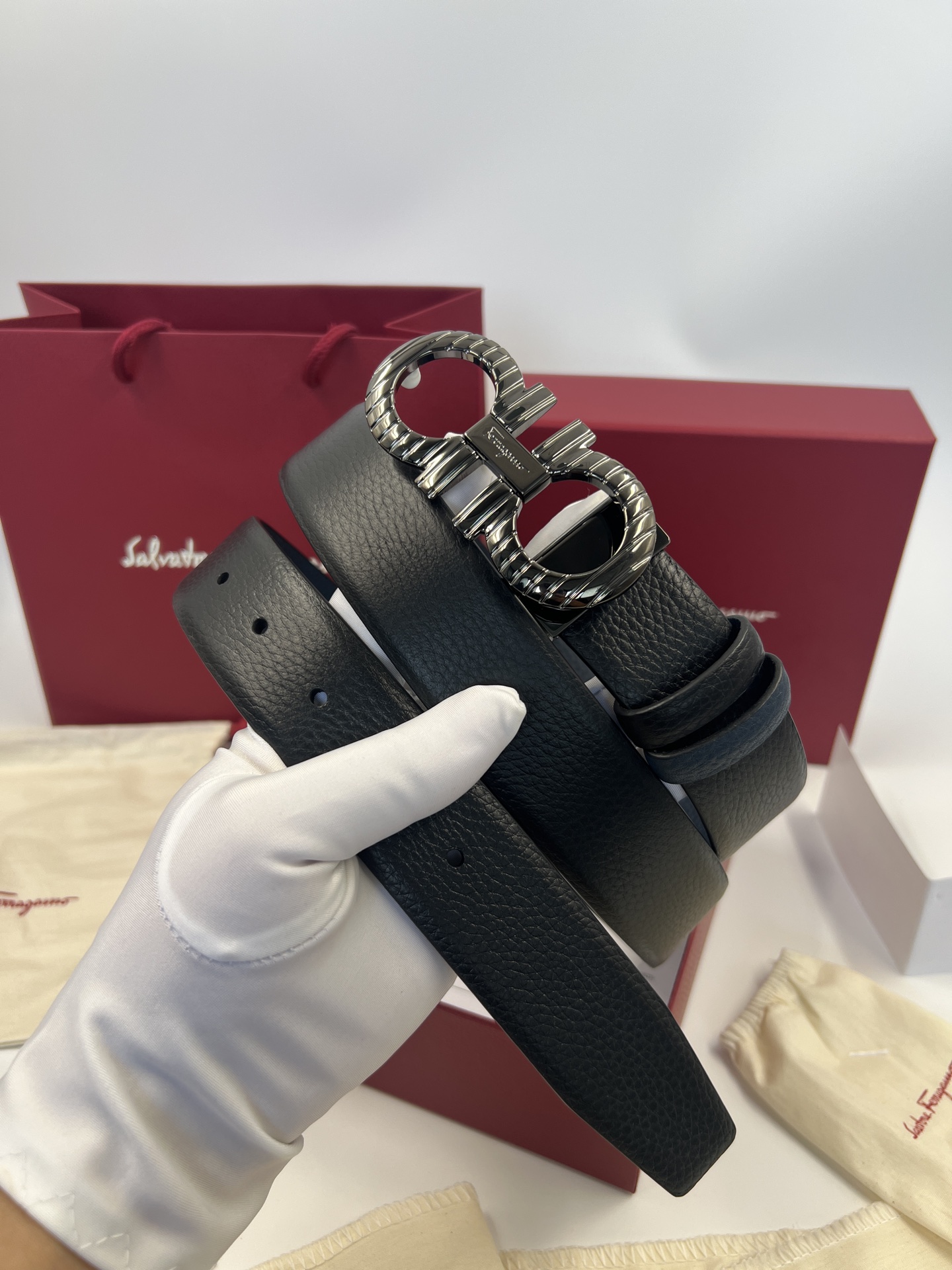 Salvatore Ferragamo Leather Belt Cow Leather 35cm