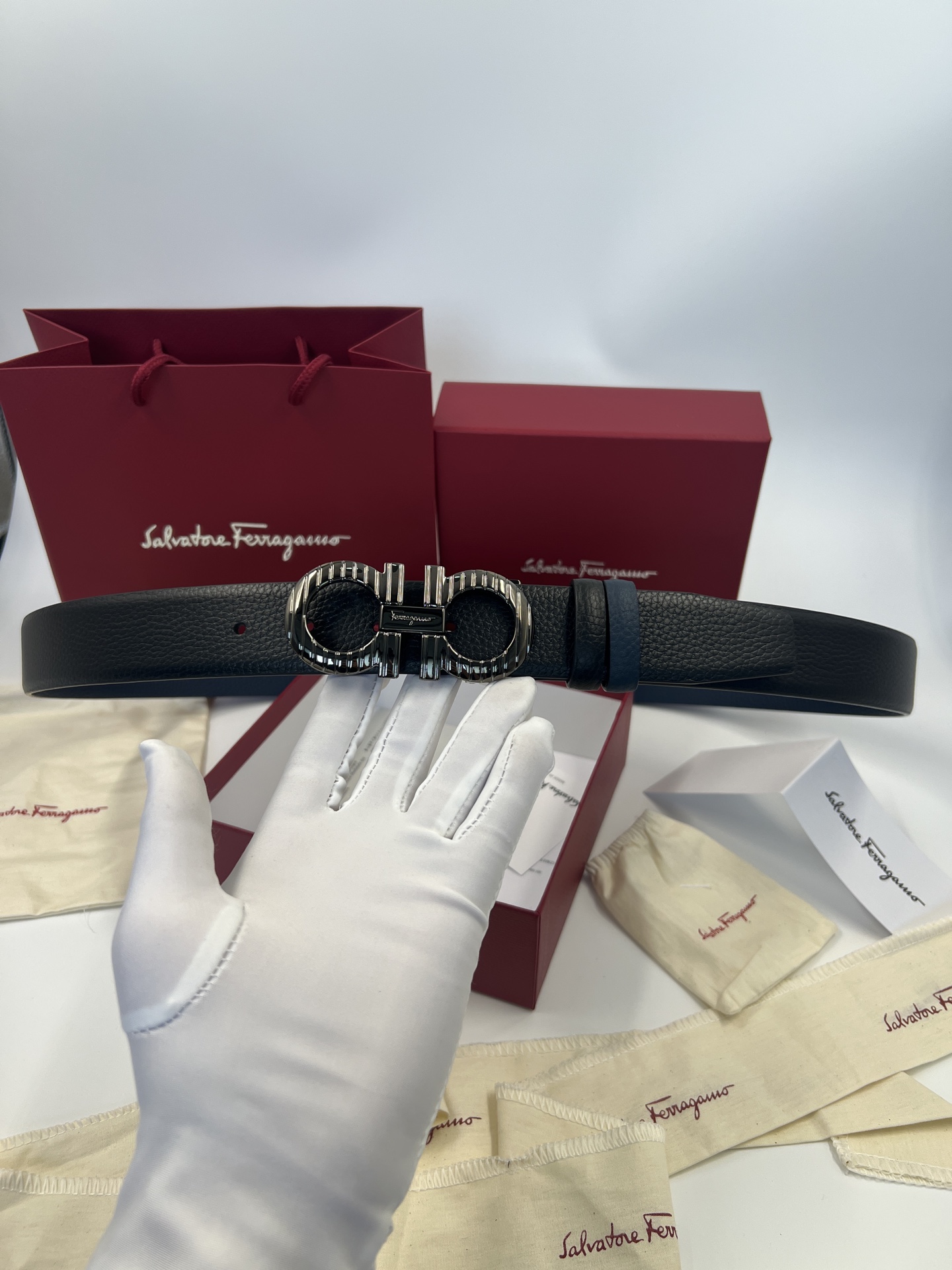 Salvatore Ferragamo Leather Belt Cow Leather 35cm