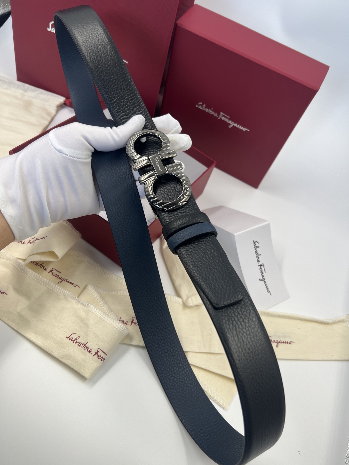 Salvatore Ferragamo Leather Belt Cow Leather 35cm