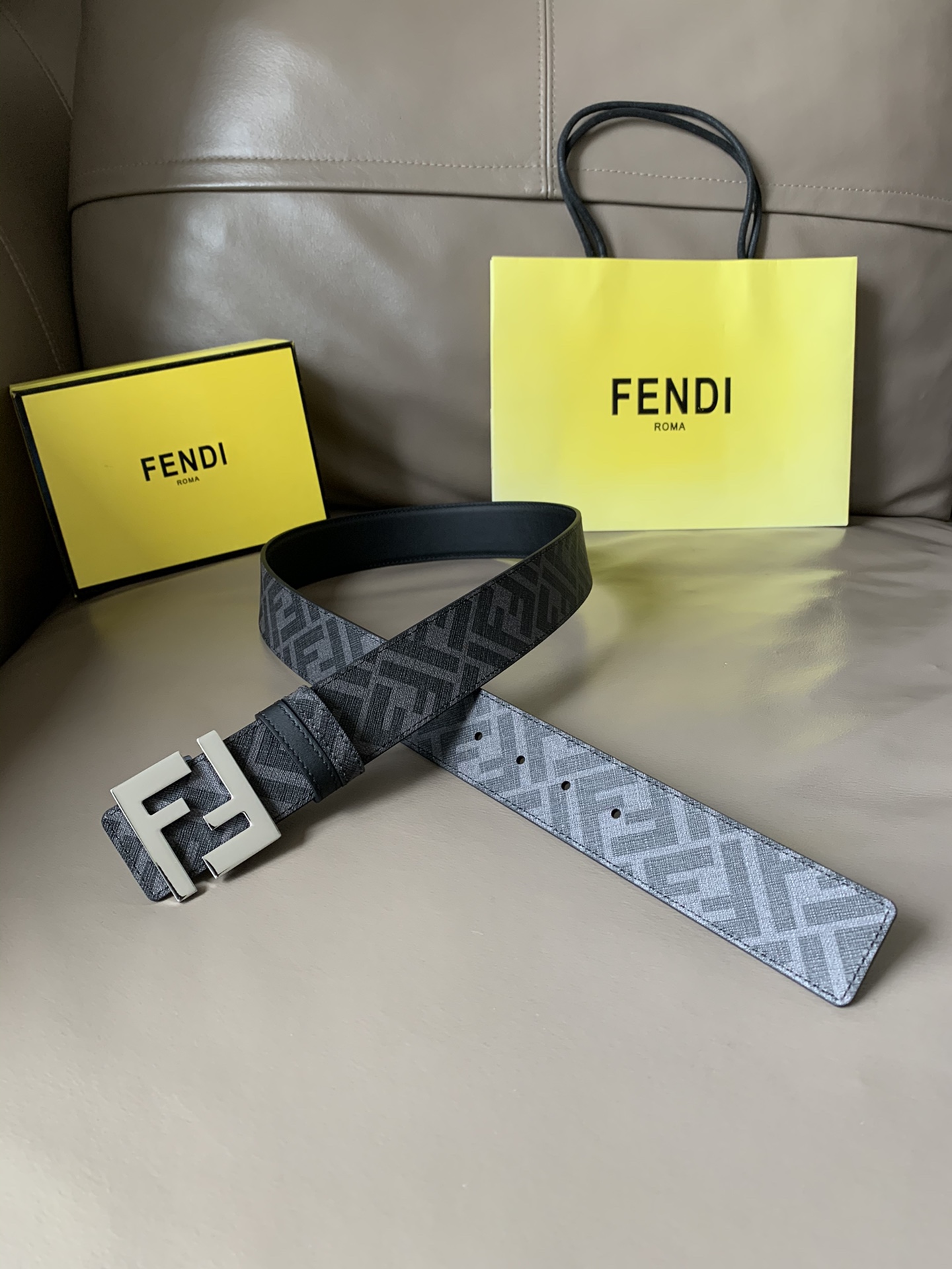 Fendi Male Leather Belt Cow Leather Brown M
