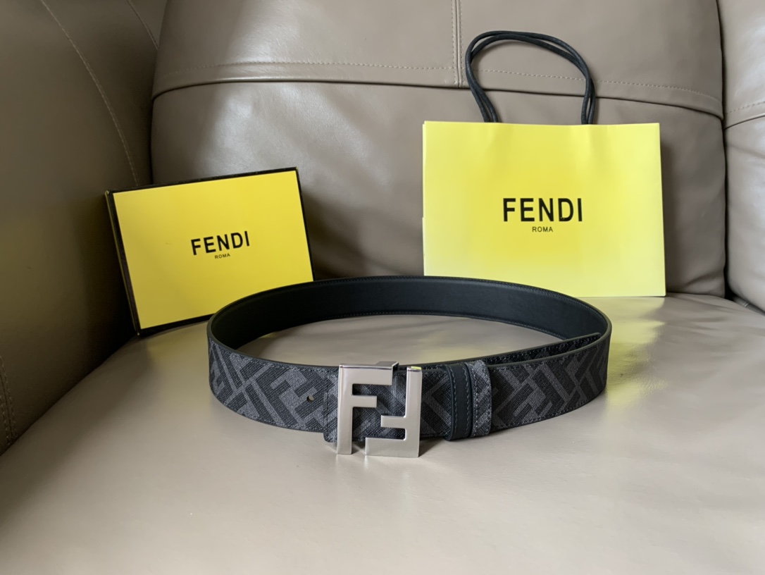 Fendi Male Leather Belt Cow Leather Brown M