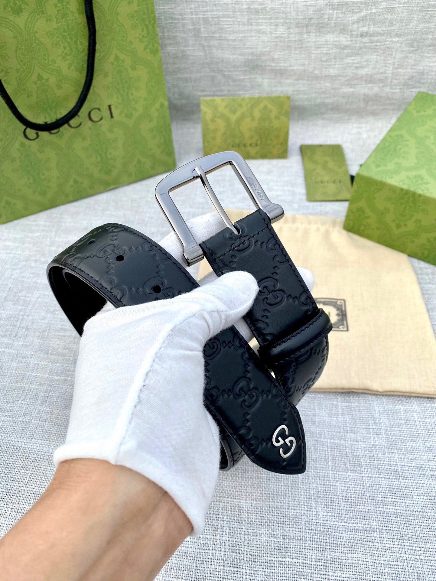 Gucci Male Leather Belt S-m