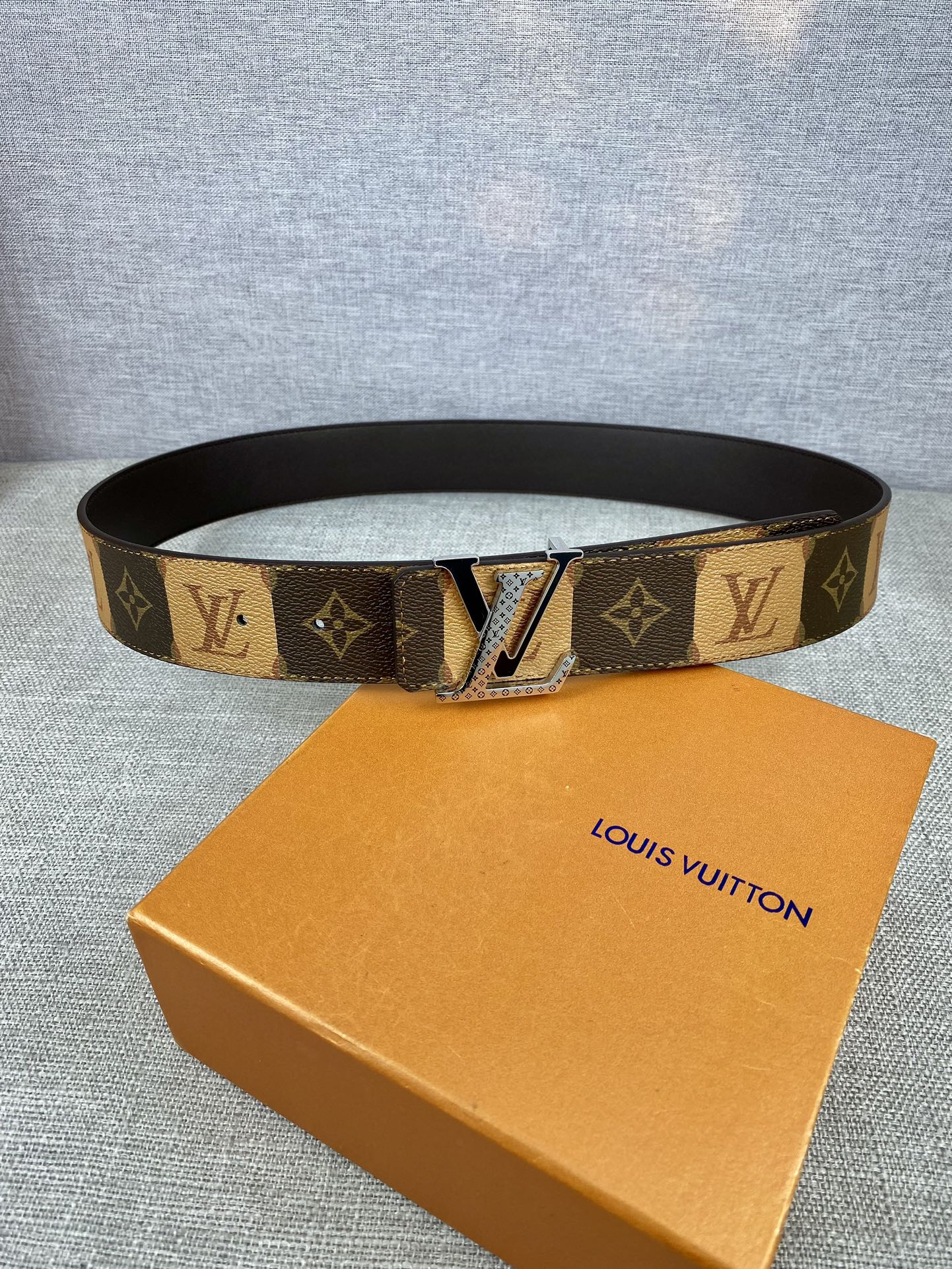 Louis Vuitton Male Basic Belt Cow Leather S-m-l
