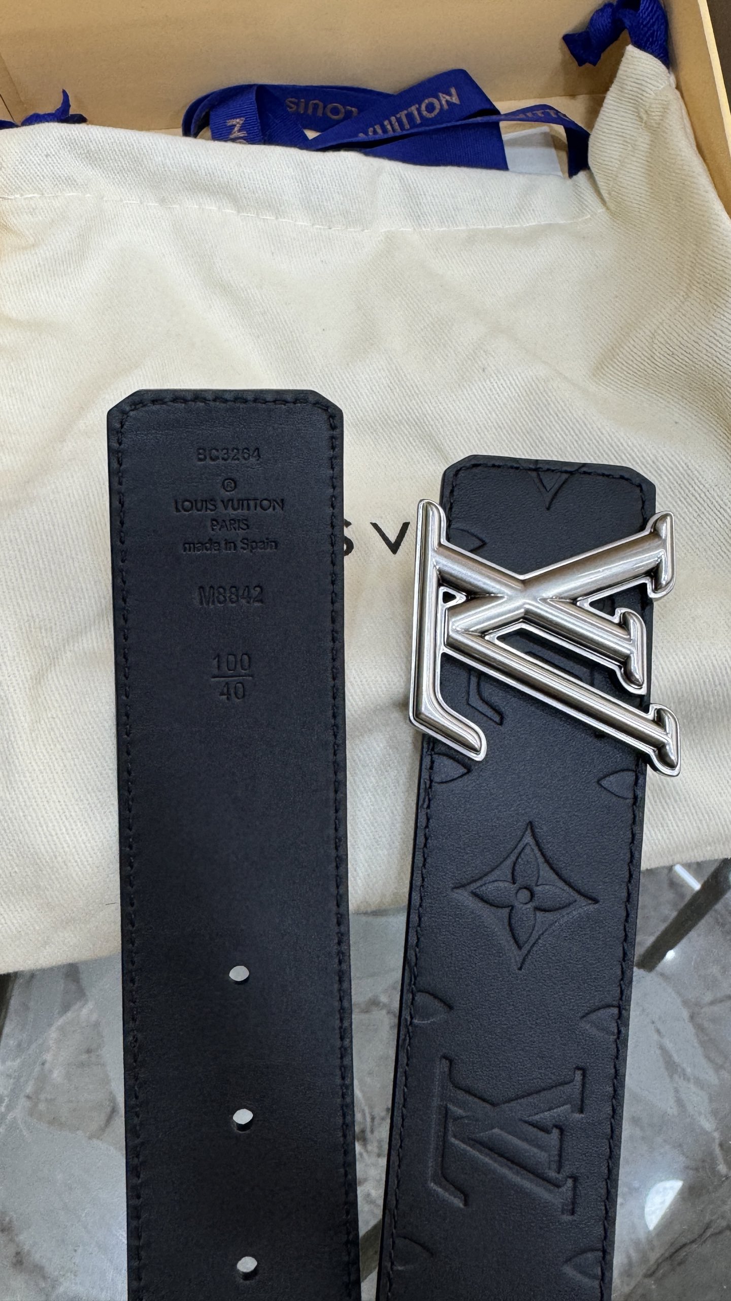 Louis Vuitton Male Basic Belt Cow Leather Black S-m-l