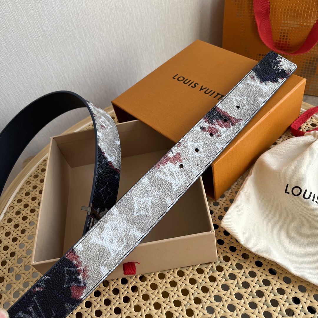 Louis Vuitton Male Basic Belt Cow Leather M