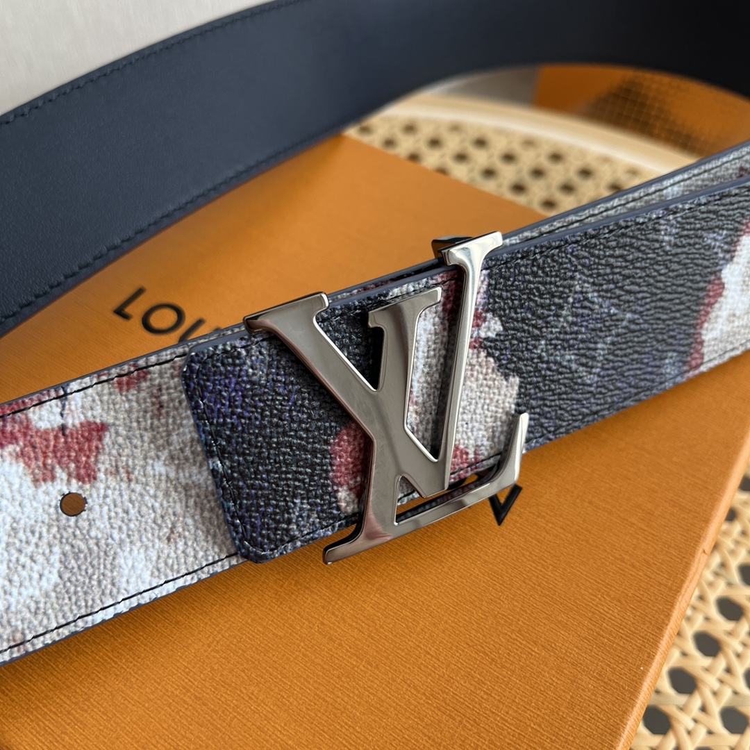 Louis Vuitton Male Basic Belt Cow Leather M