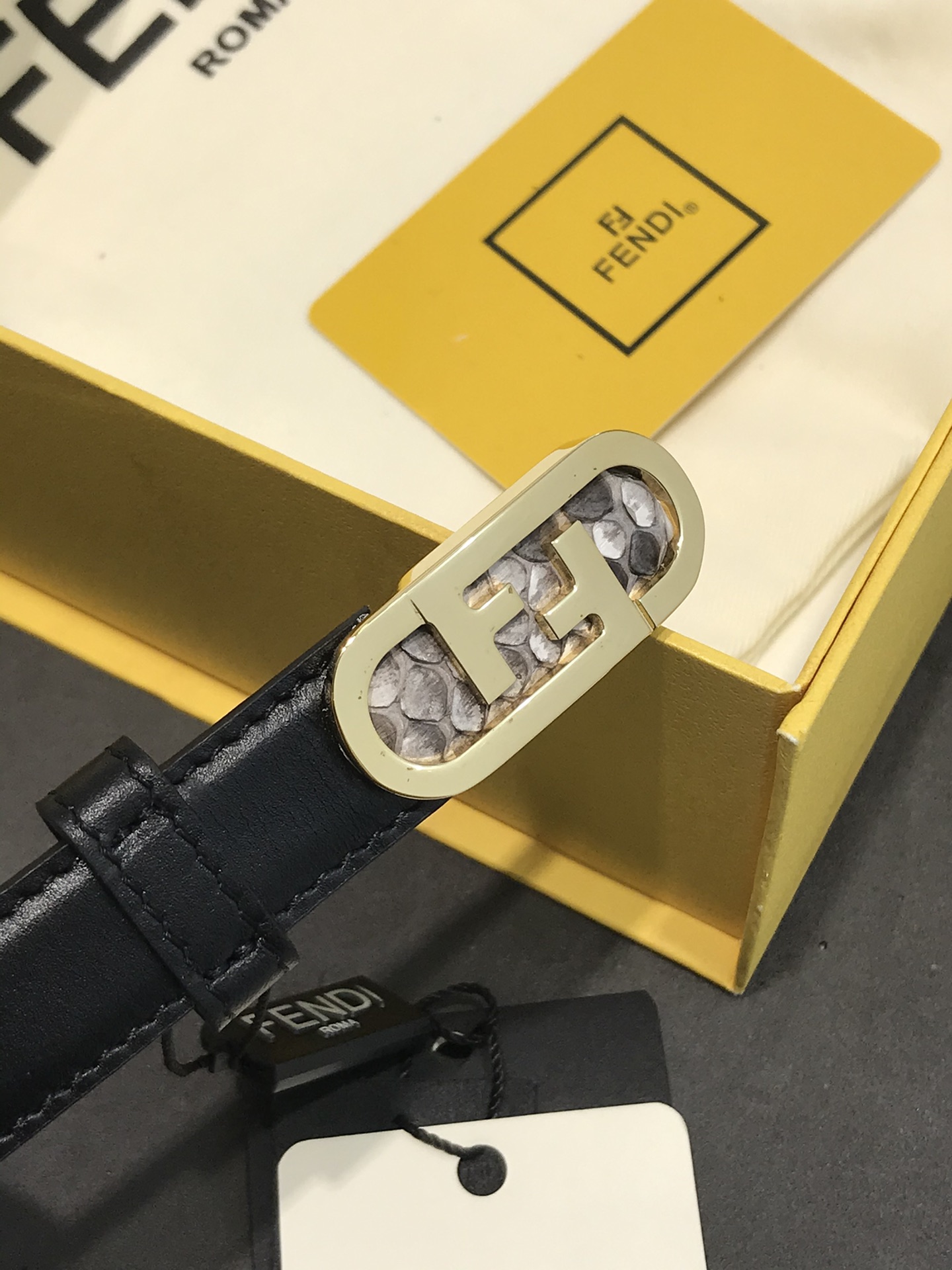 Female Basic Belt Cow Leather M