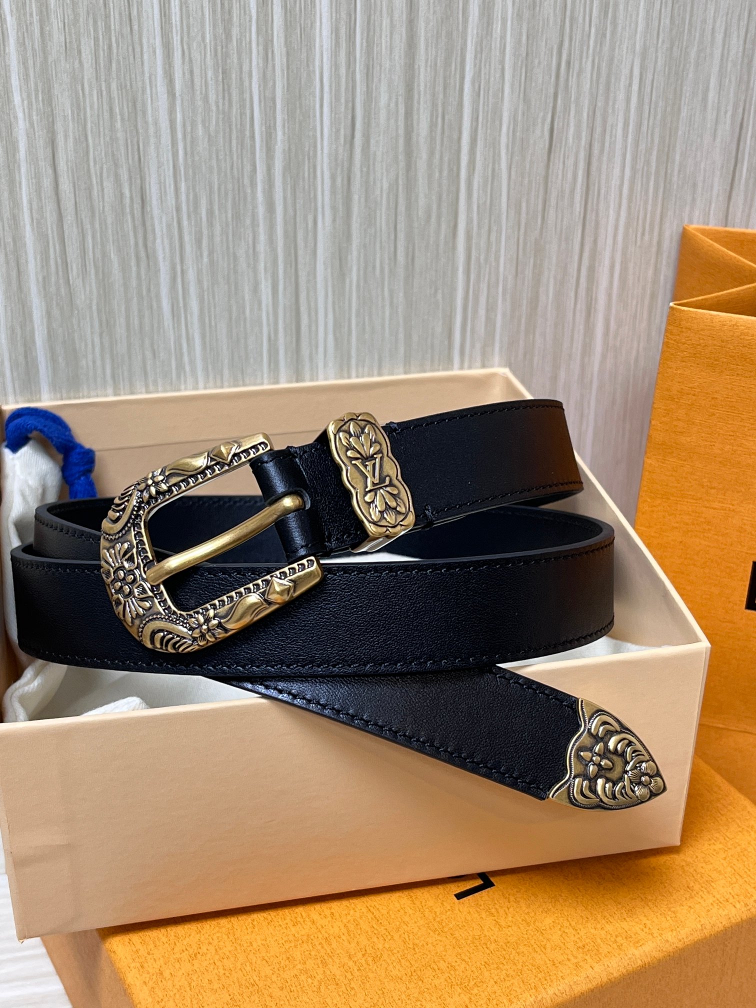 Female Basic Belt Cow Leather