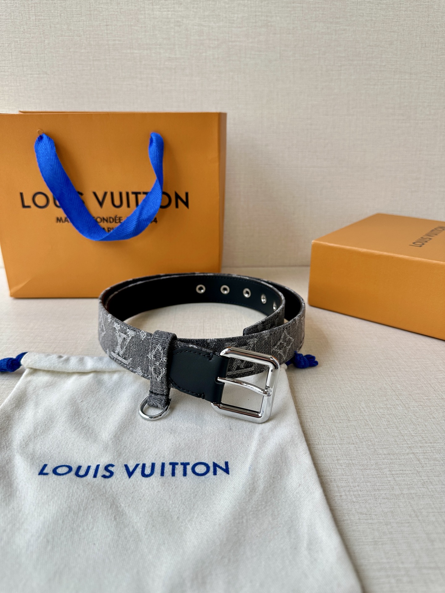Louis Vuitton Female Basic Belt M-l