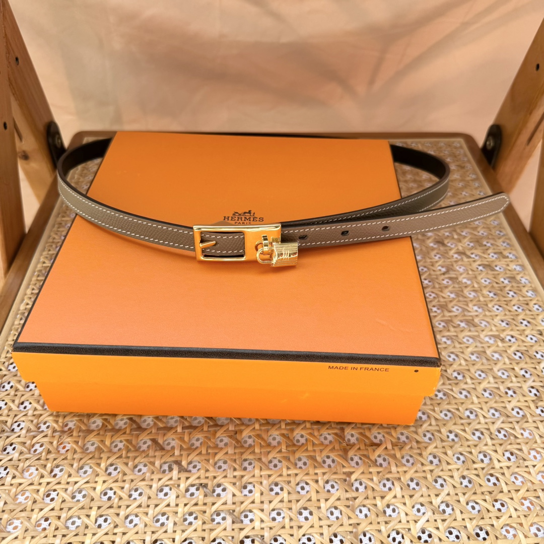 Hermès Female Leather Belt Cow Leather S-m