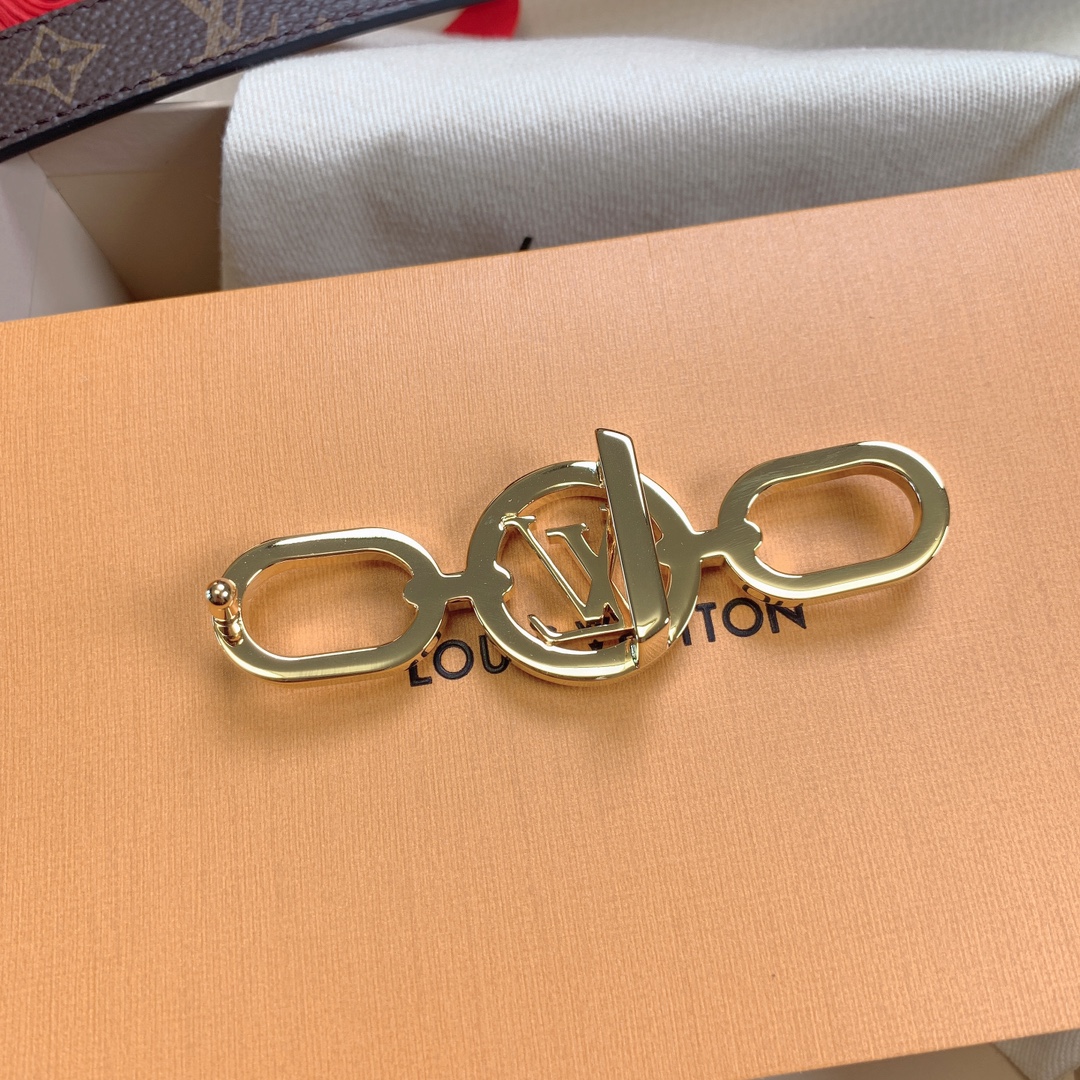 Louis Vuitton Female Leather Belt Top Grain Leather M-l