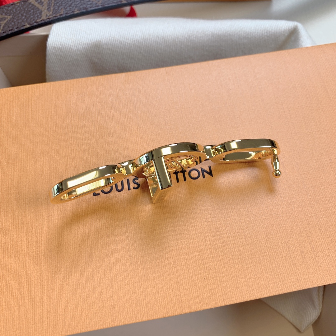 Louis Vuitton Female Leather Belt Top Grain Leather M-l