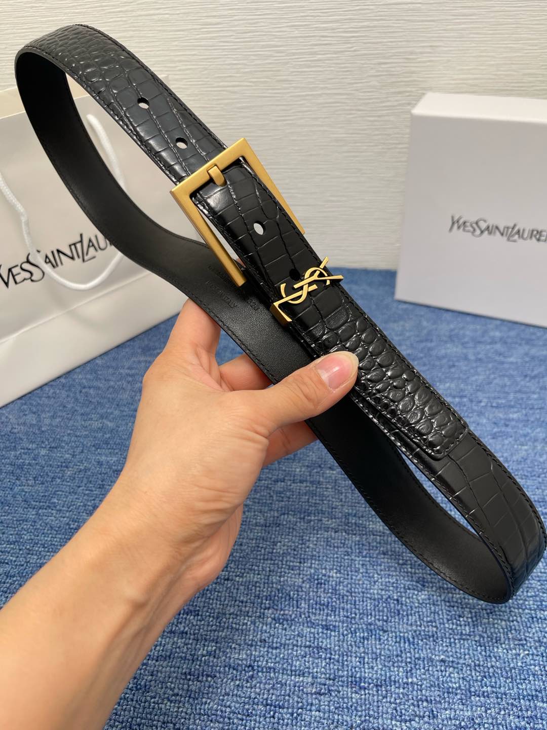 Saint Laurent Female Leather Belt Cow Leather Silver Adjustable