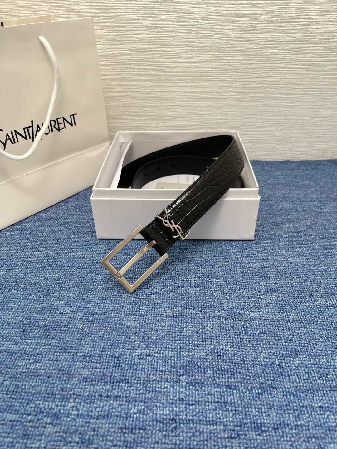 Saint Laurent Female Leather Belt Cow Leather Silver Adjustable
