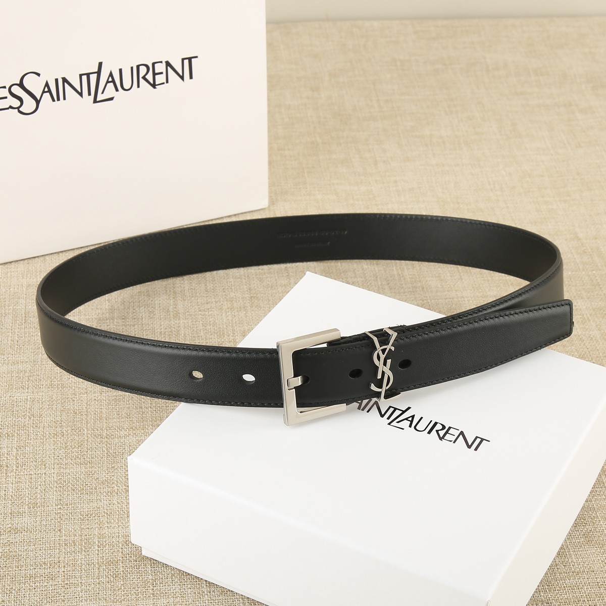 Saint Laurent Female Basic Belt Cow Leather M