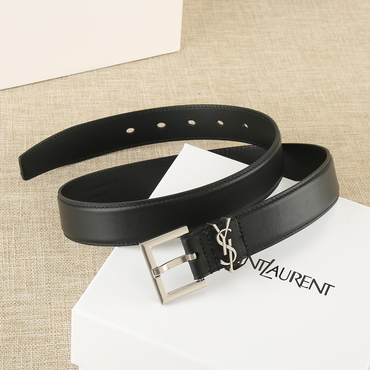 Saint Laurent Female Basic Belt Cow Leather M