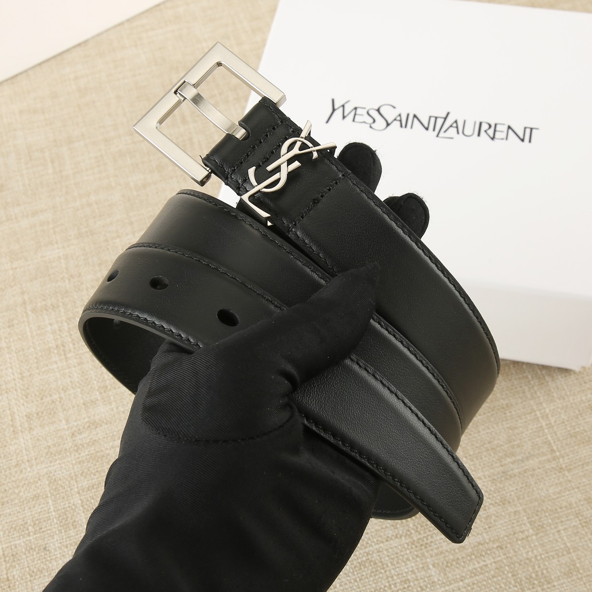 Saint Laurent Female Basic Belt Cow Leather M