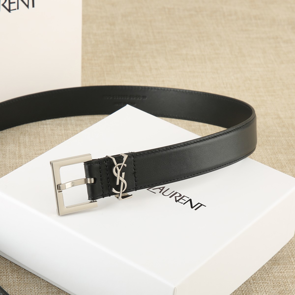 Saint Laurent Female Basic Belt Cow Leather M