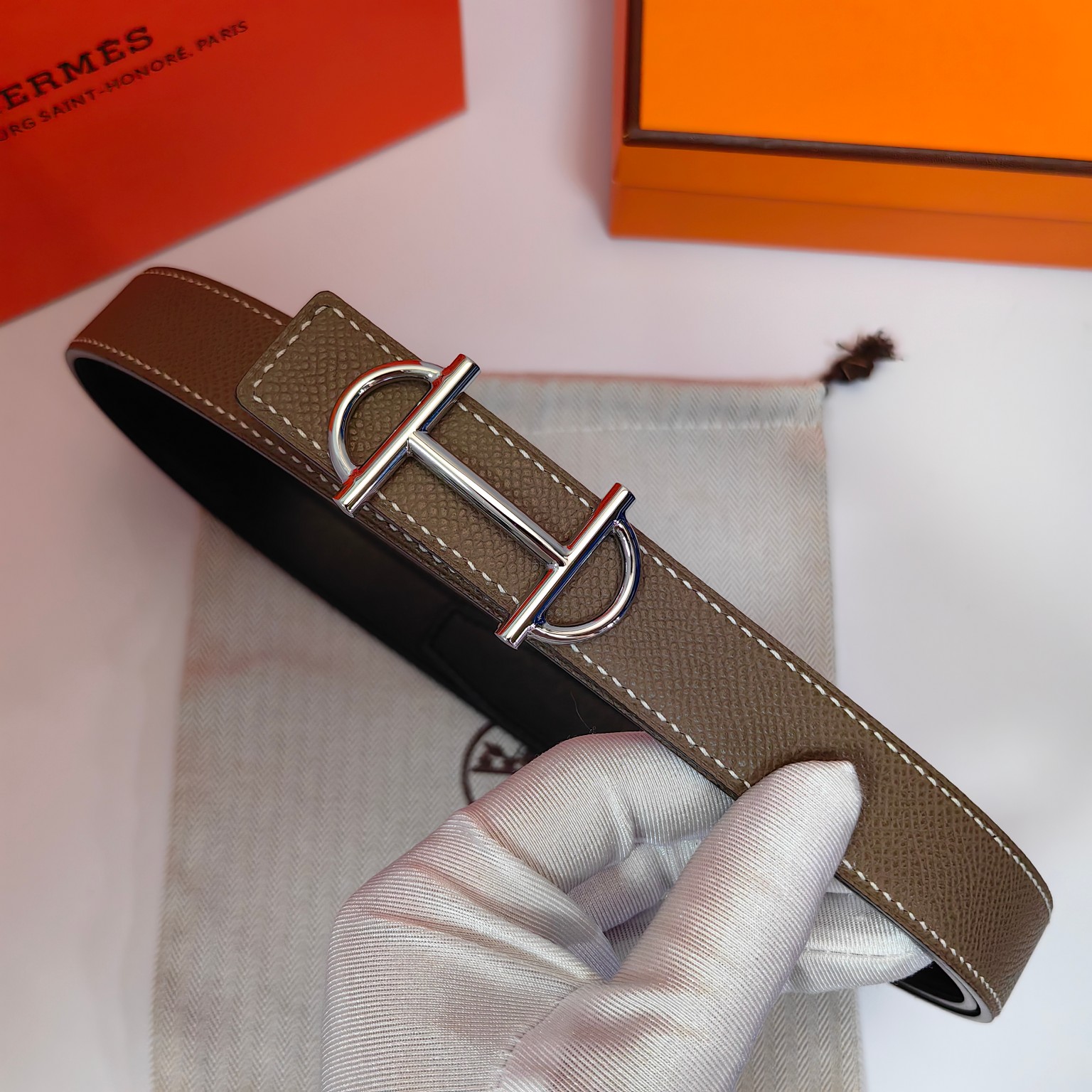 Hermès Female Basic Belt Cow Leather M