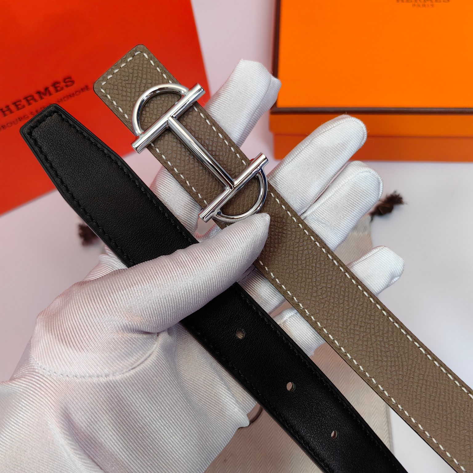 Hermès Female Basic Belt Cow Leather M