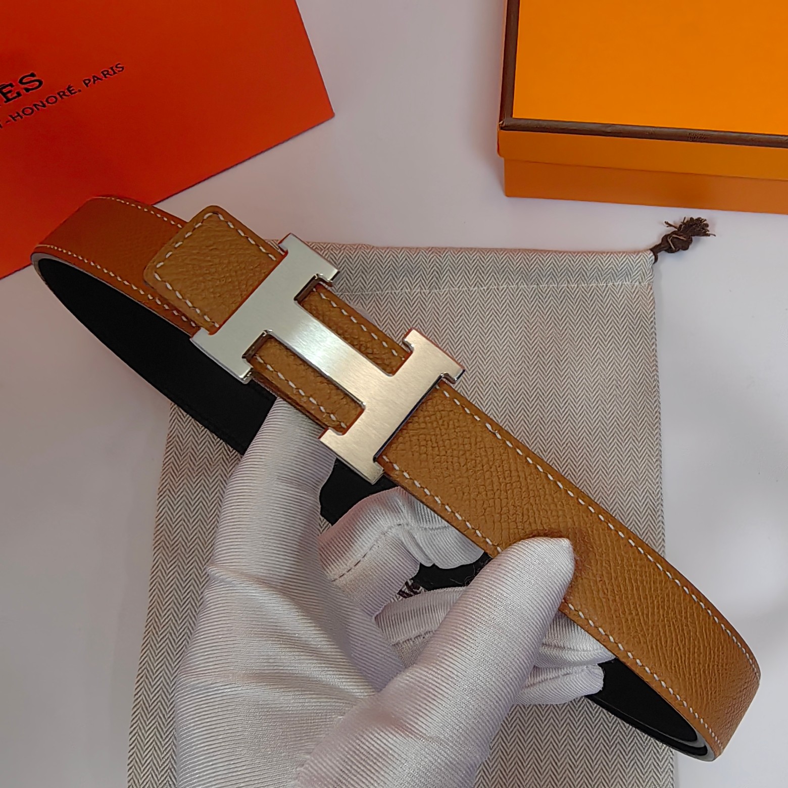 Hermès Female Basic Belt Cow Leather M