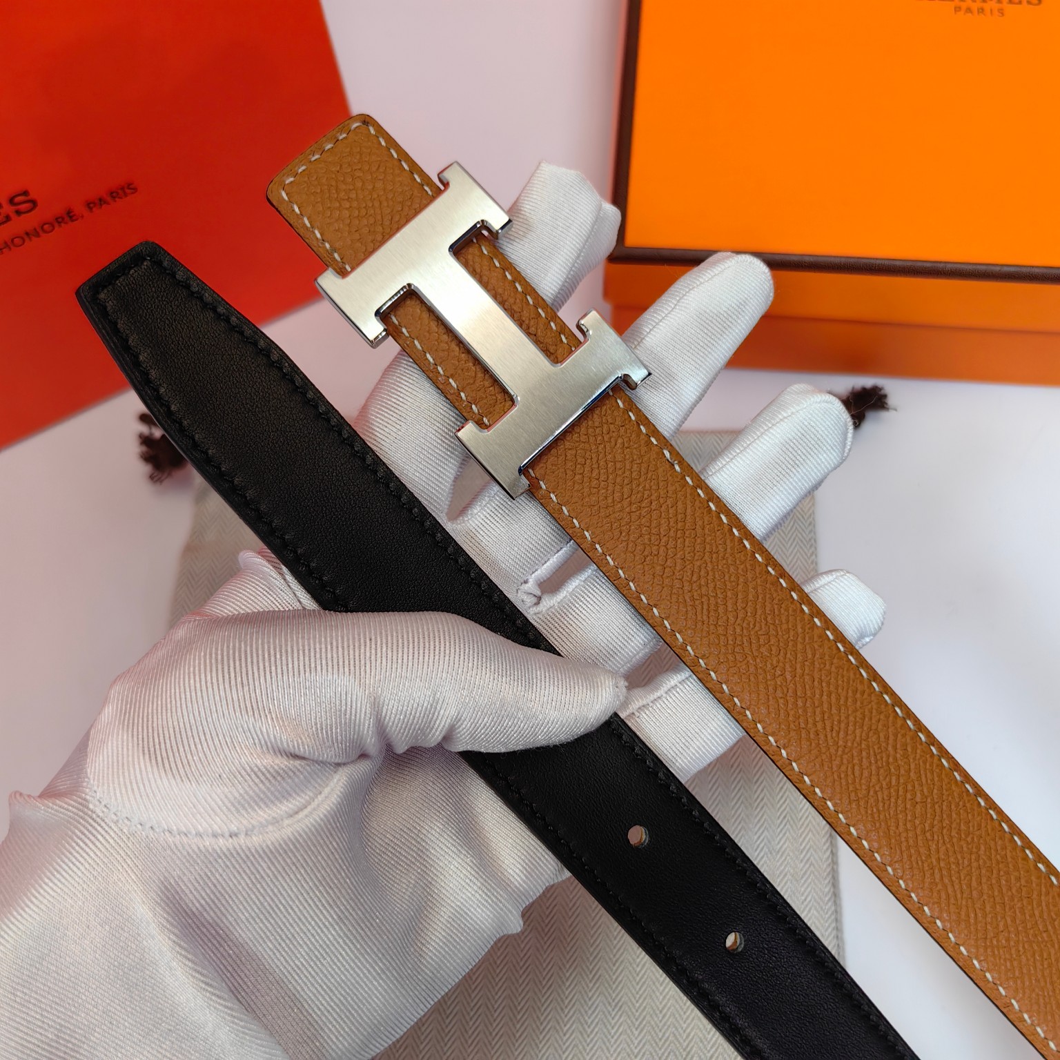 Hermès Female Basic Belt Cow Leather M