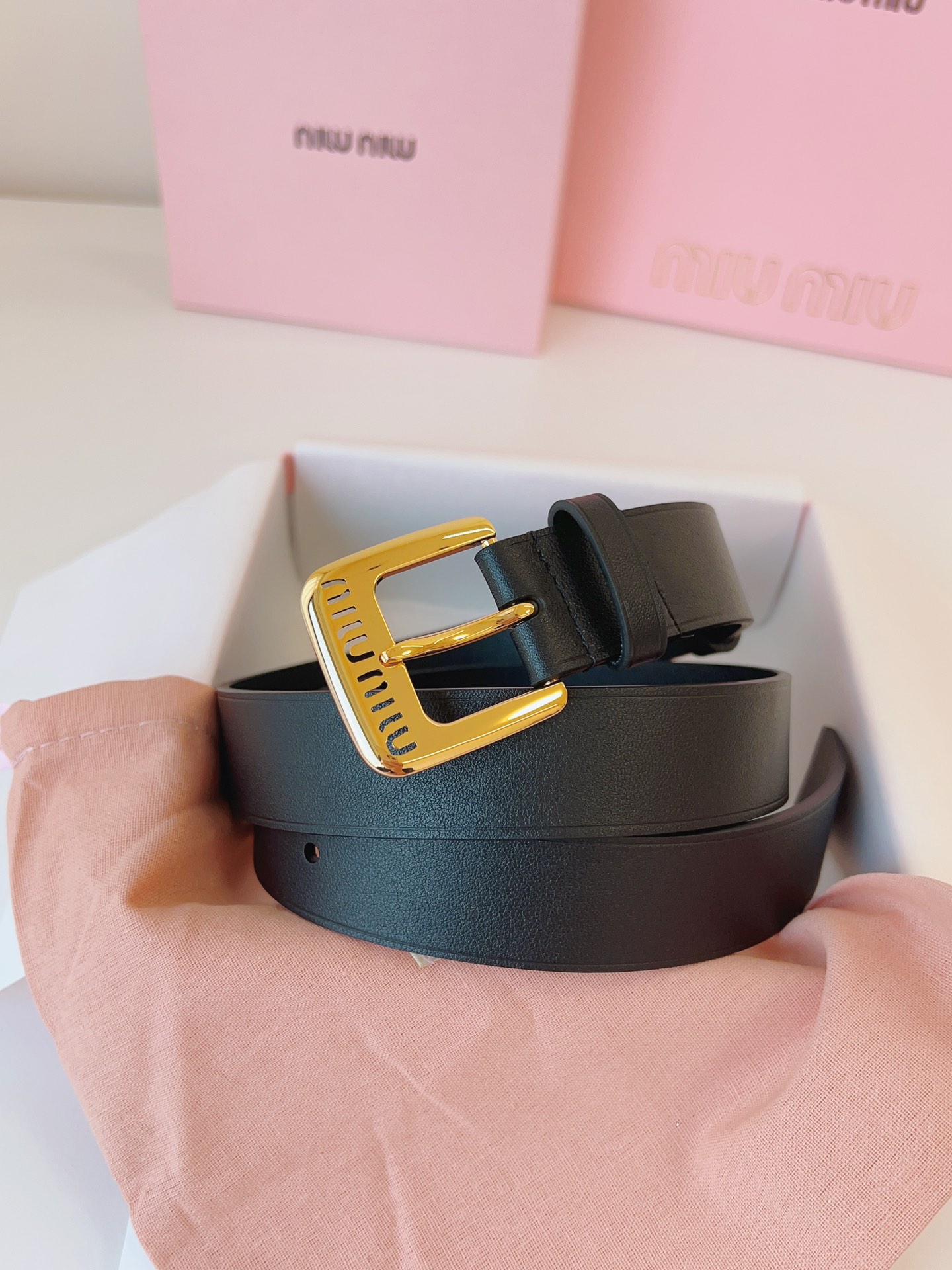 Miu Miu Female Leather Belt Cow Leather M-l