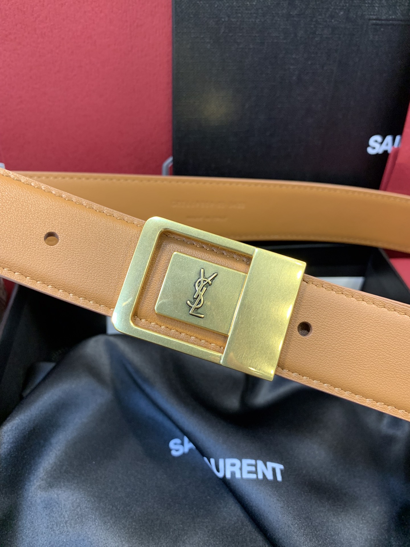 Saint Laurent Female Basic Belt Cow Leather Black Adjustable S-l