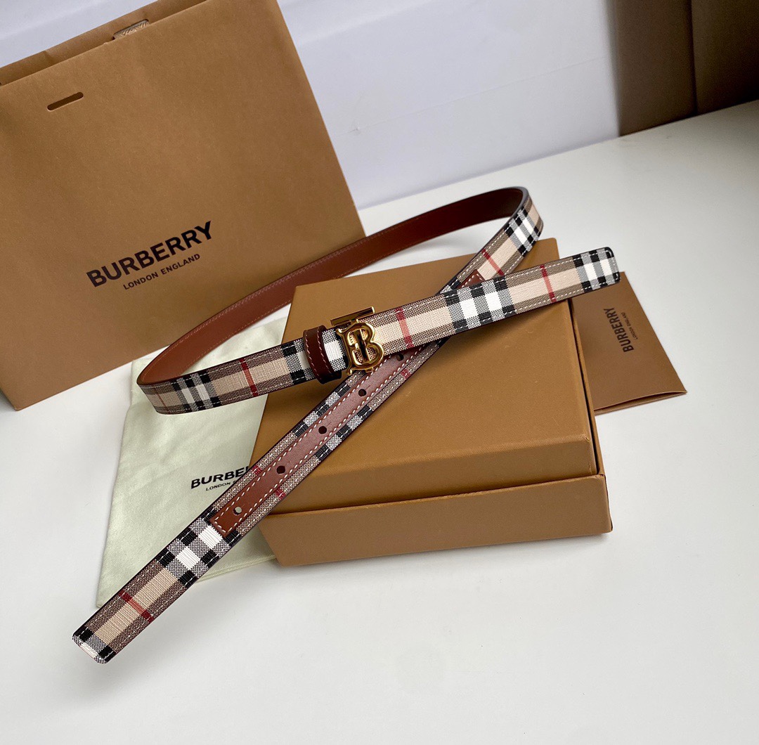 Burberry Female Basic Belt M
