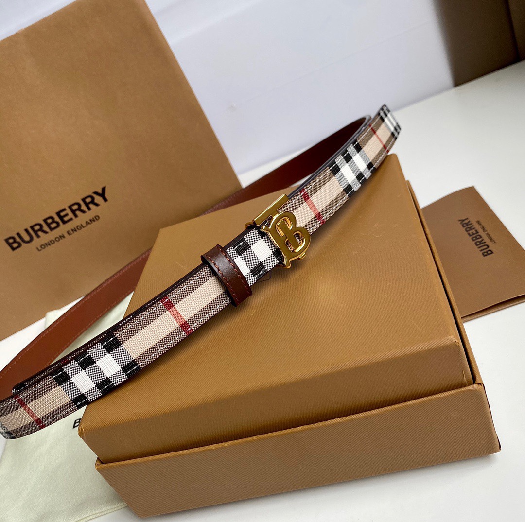 Burberry Female Basic Belt M