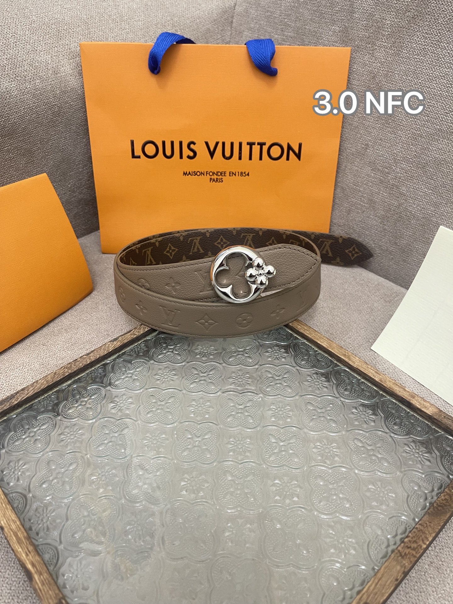 Louis Vuitton Female Basic Belt Cow Leather M-l