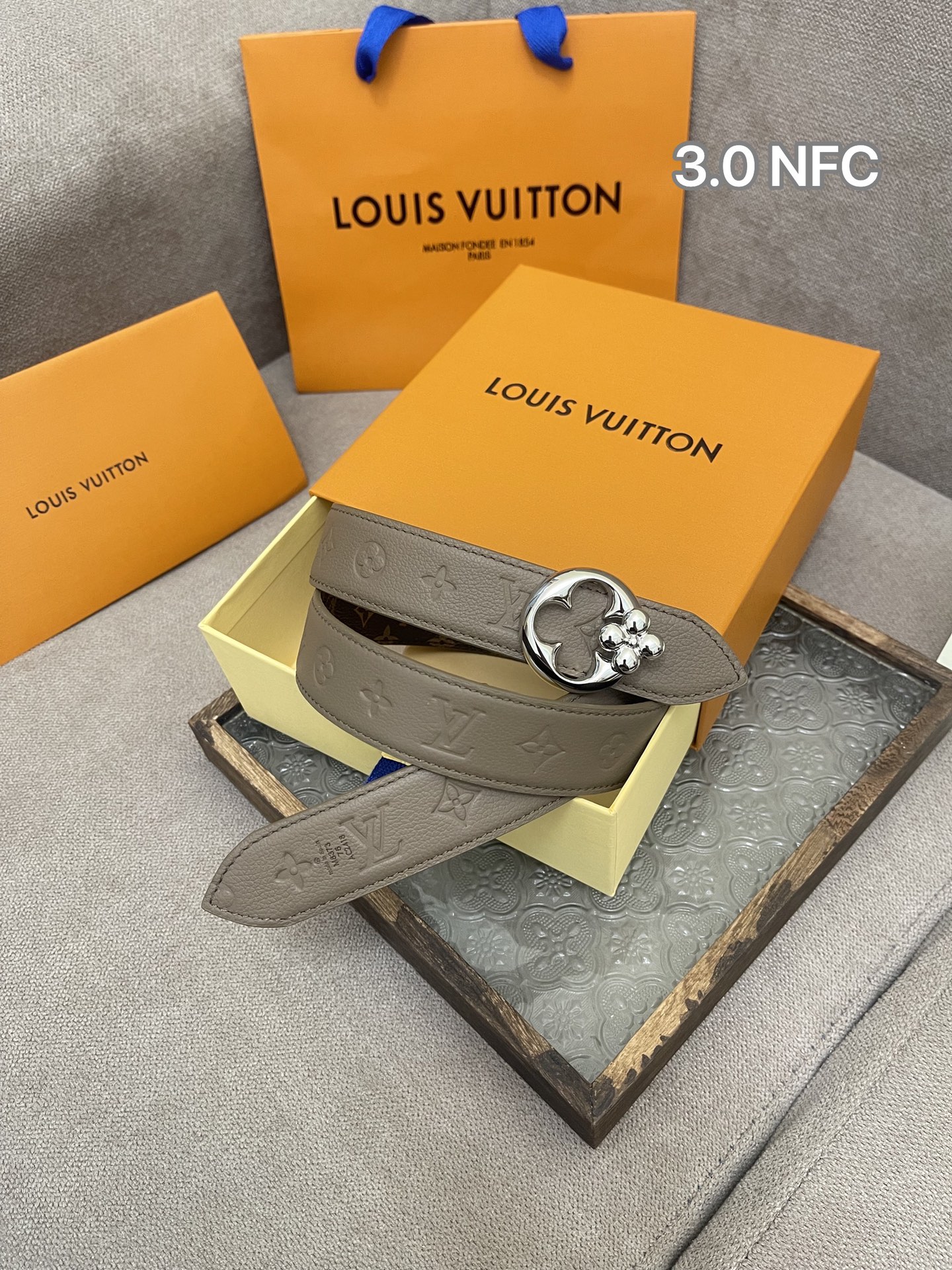 Louis Vuitton Female Basic Belt Cow Leather M-l
