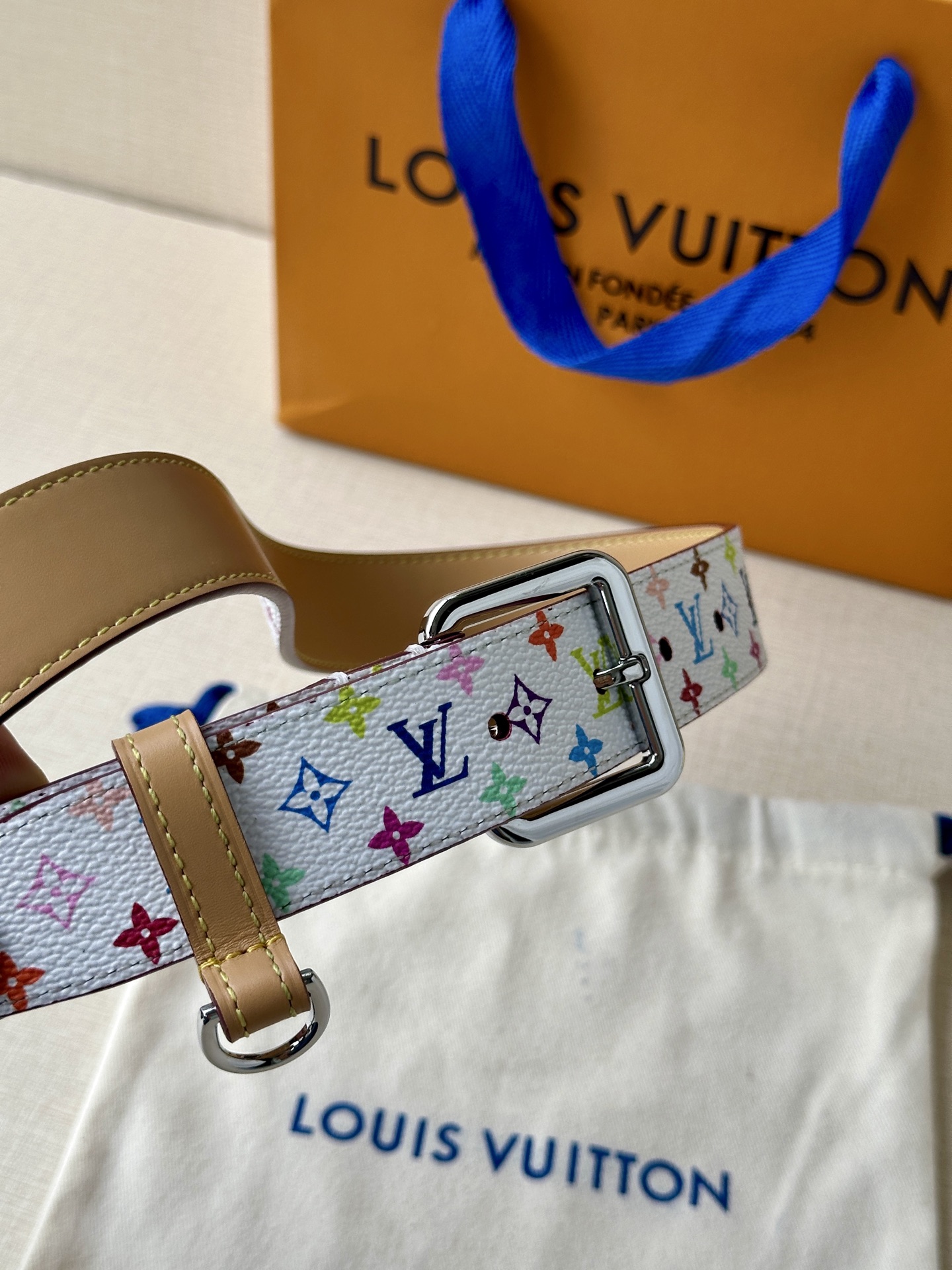 Louis Vuitton Female Leather Belt Top Grain Leather M-l