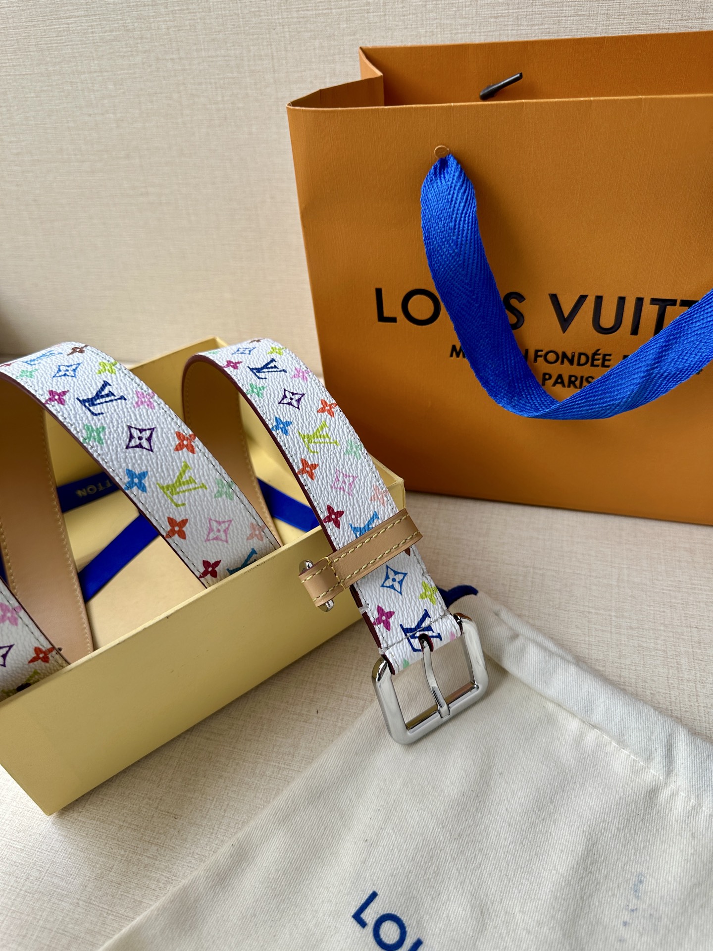 Louis Vuitton Female Leather Belt Top Grain Leather M-l